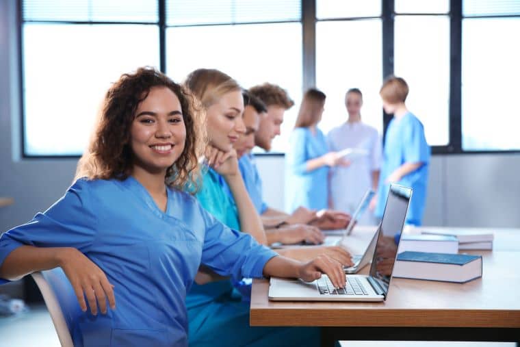 formation prepa auxiliaire de puériculture