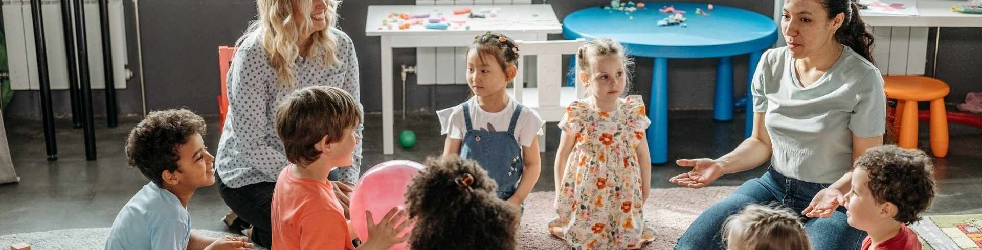 Réussir sa VAE auxiliaire de puériculture avec un CAP petite enfance
