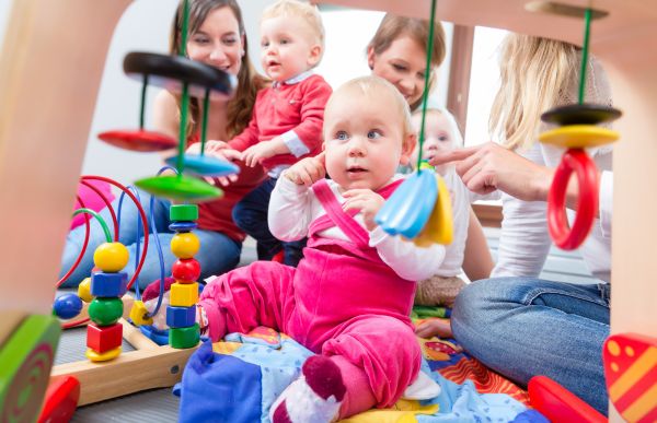 auxiliaire de puériculture en crèche