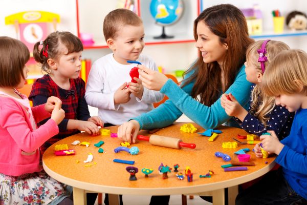 auxiliaire de crche emploi